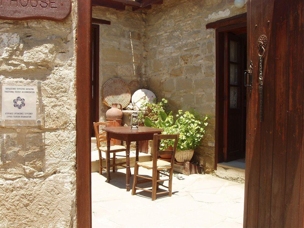 Appartement Niovi House à Tochni Extérieur photo