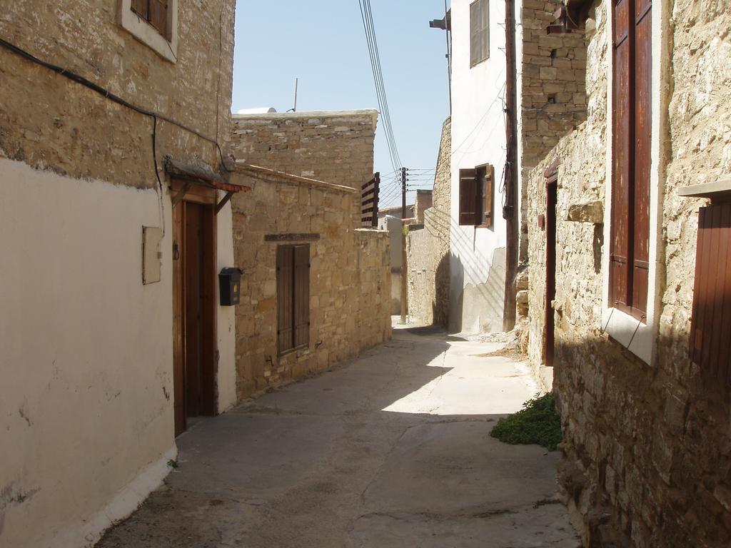 Appartement Niovi House à Tochni Extérieur photo